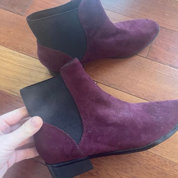 Maroon Faux Suede Aldo Ankle Boots - Never Worn - Size 6.5 - Picture 4 of 4